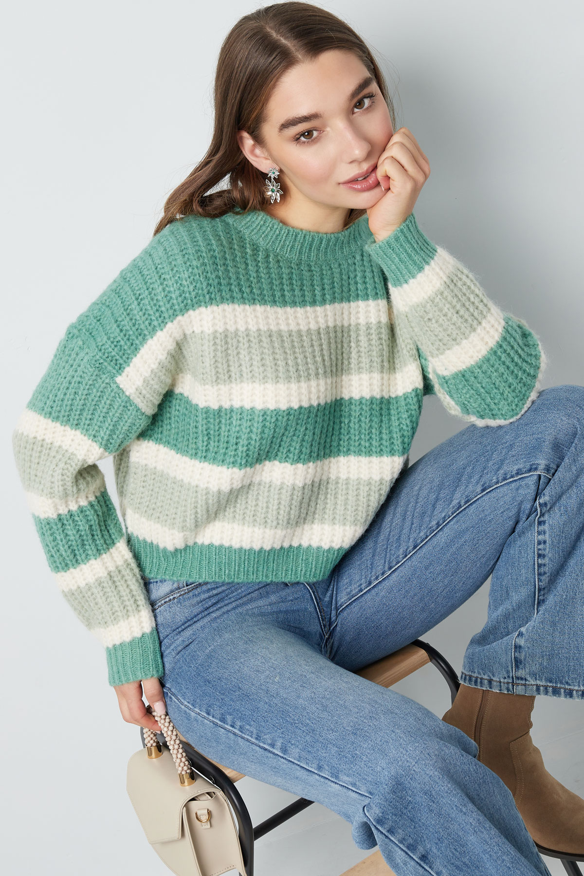 Knitted three-color sweater with stripe - purple h5 Picture2